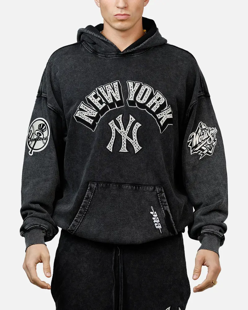 Pro Standard New York Yankees Raffia Hoodie Black Acidwash 1