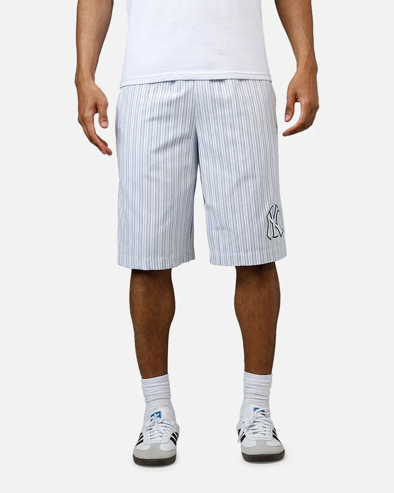 Pro Standard New York Yankees Sunday Shorts Light Blue 1