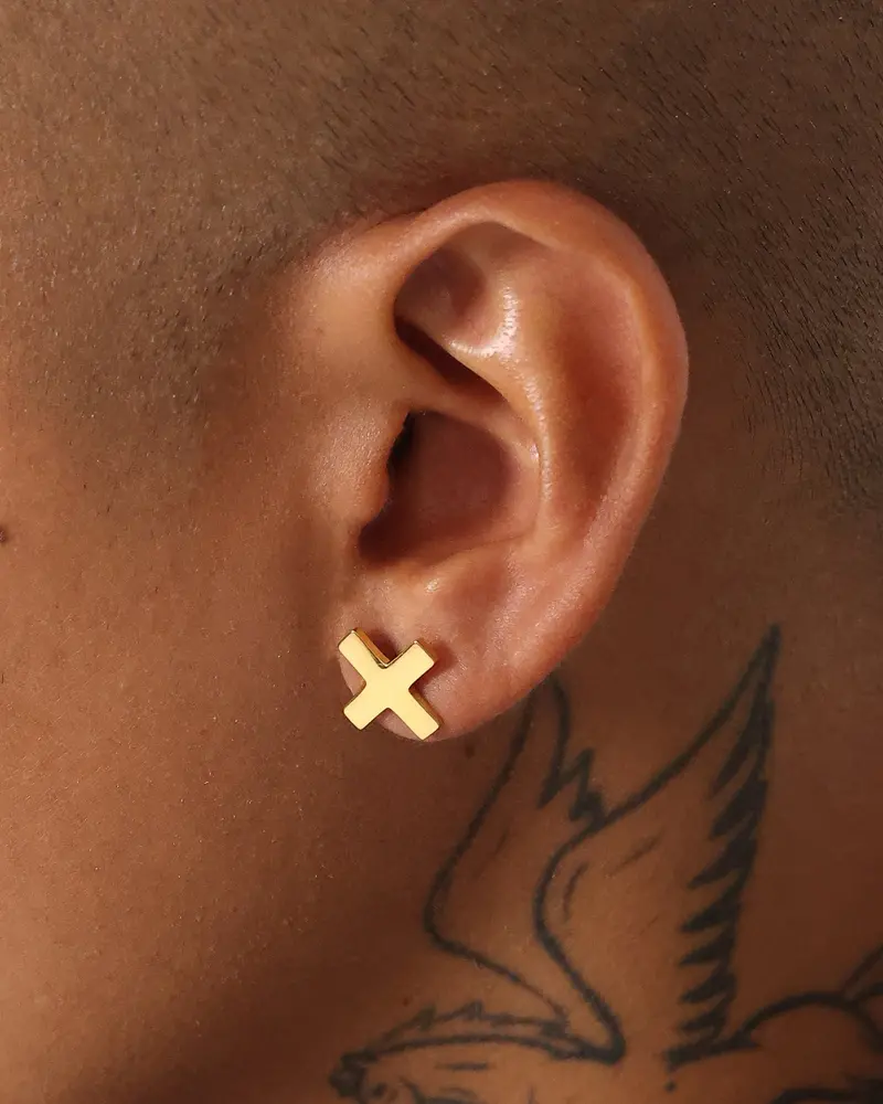 Saint Morta Marksman Earring Gold 1