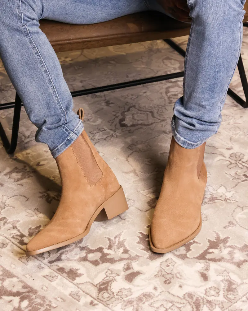 Saint Morta Nomad Pointy Toe Chelsea Boot Mocha 1