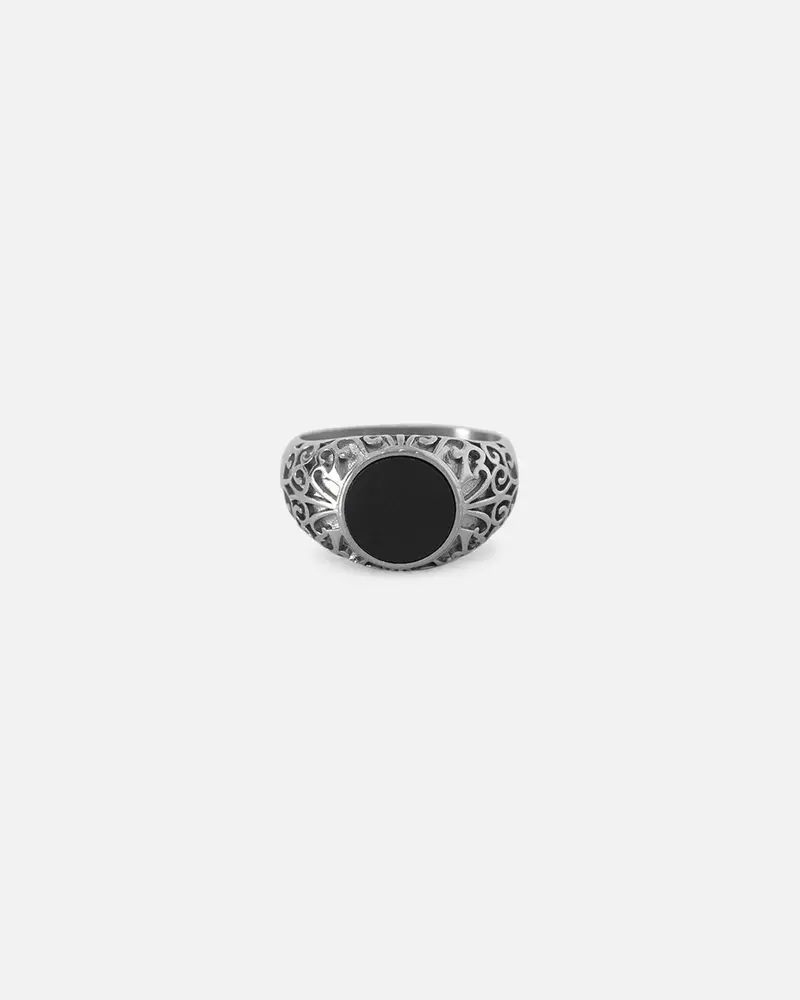 Saint Morta Onyx Round Ring White Gold 1