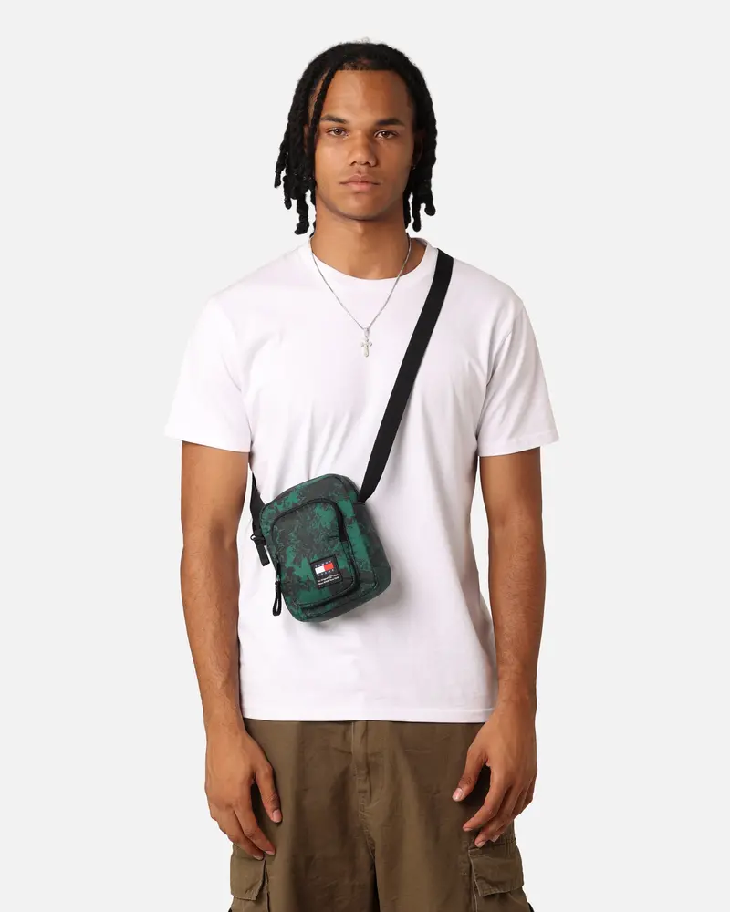 Tommy Jeans Boyhood Print Reporter Bag Court Green Print 1