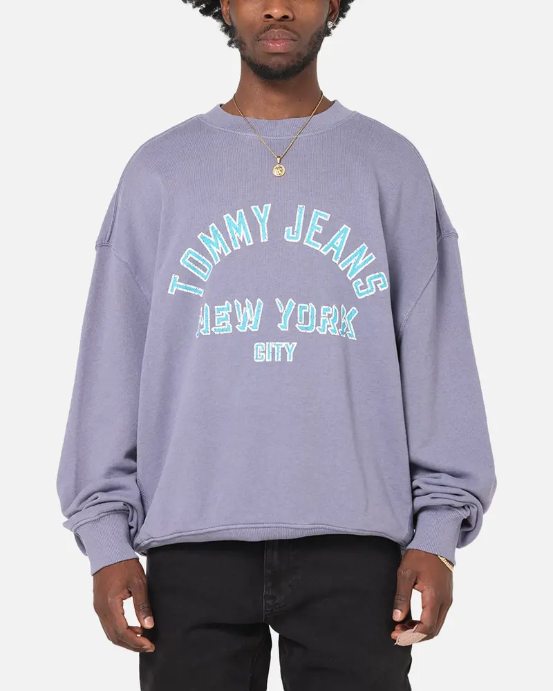 Tommy Jeans Cropped Overdyed Varsity Crewneck Washed Blue 1