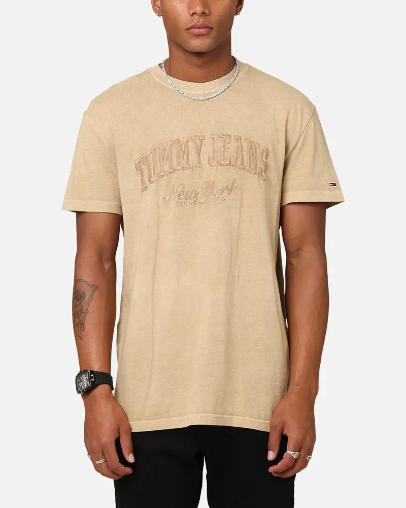 Tommy Jeans Regular Vintage Varsity T-Shirt Tan 1