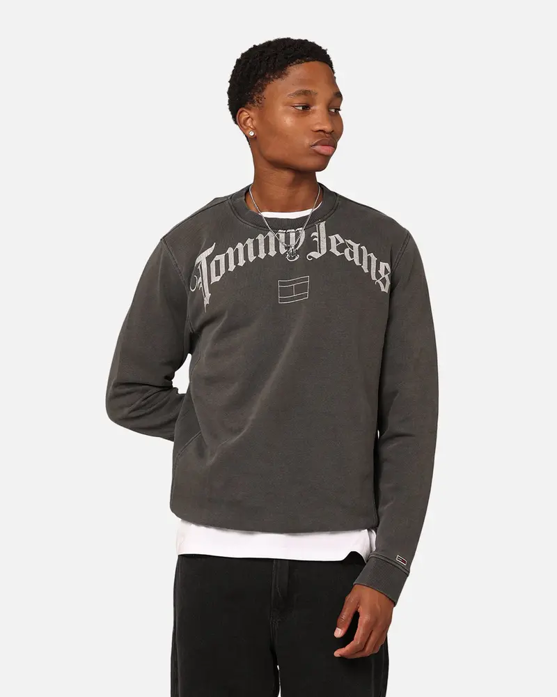 Tommy Jeans Relaxed Grunge Arch Crewneck Black 1