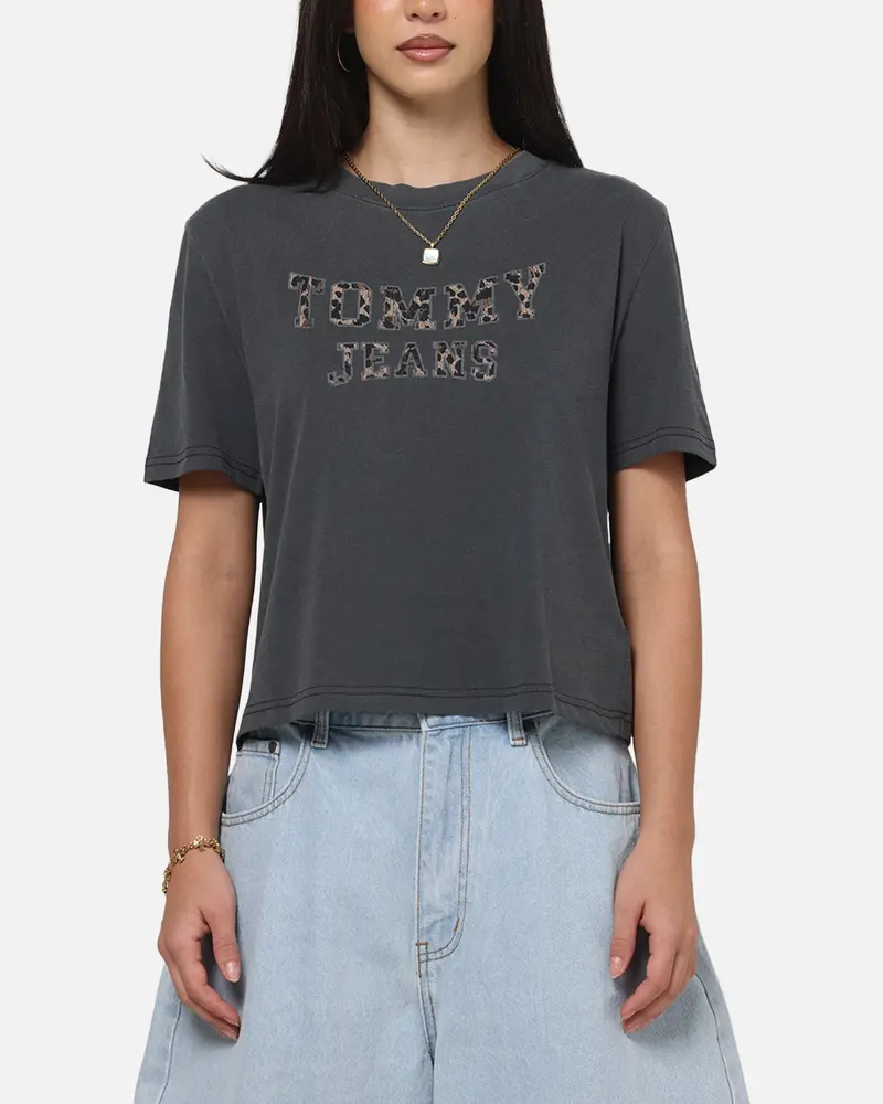 Tommy Jeans Women's Tjw Boxy Leopard Varsity T-Shirt Black 1