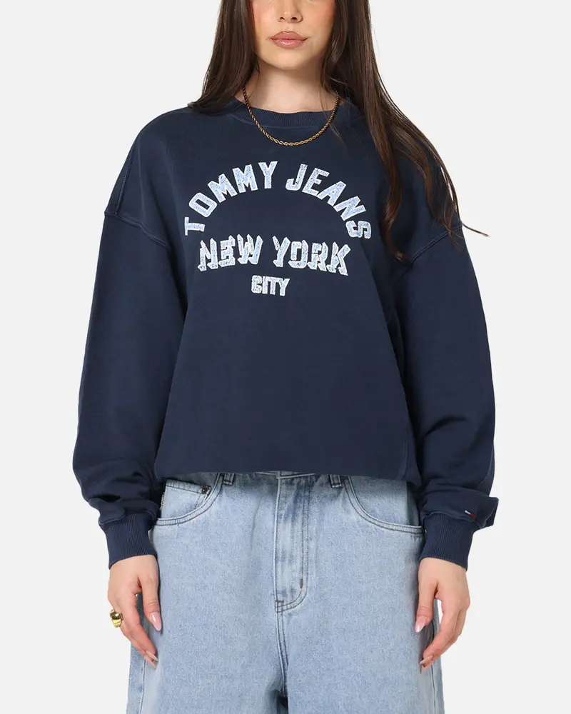 Tommy Jeans Women's Tjw Varsity Crewneck Dark Night Navy 1