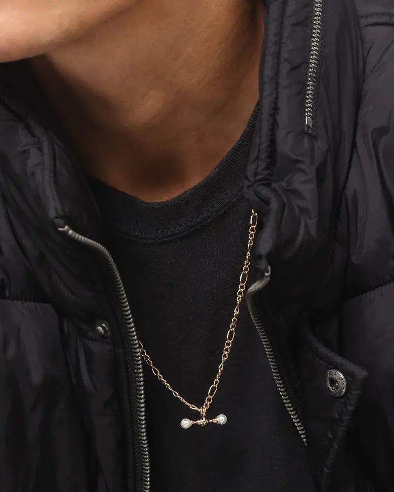 Wild For The Weekend Pearl T-Bar Necklace Gold 1