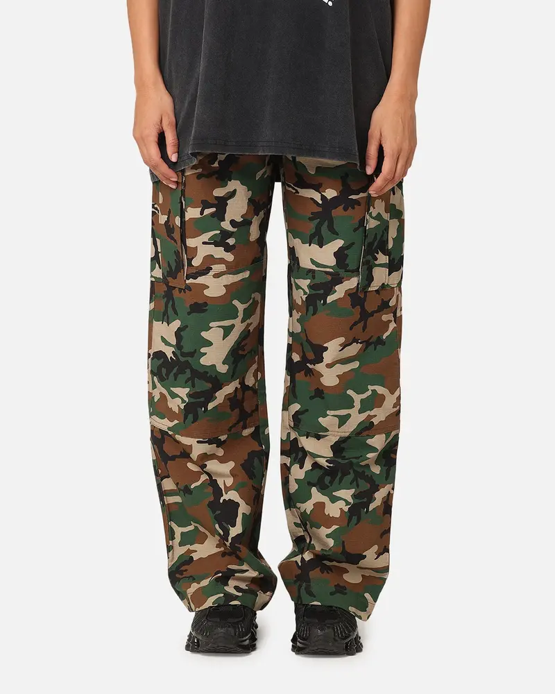 X-Girl Women's Easy Cargo Pants Camo 1
