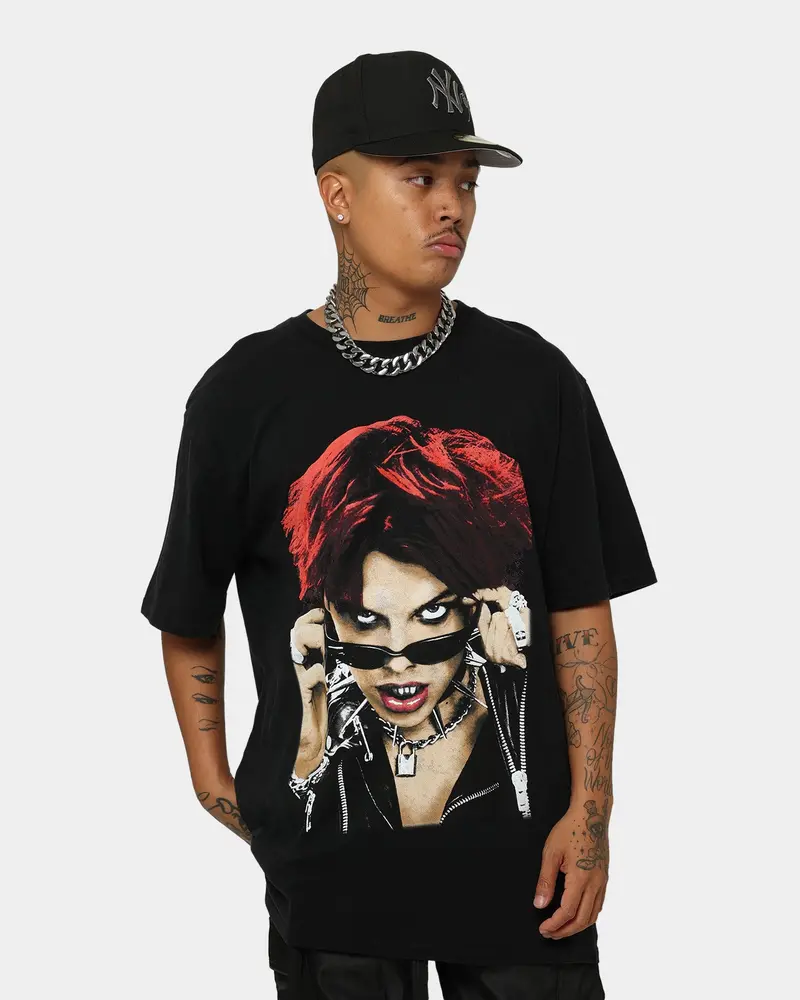 Yungblud Life On Mars Tour Vintage T-Shirt Washed Black 1